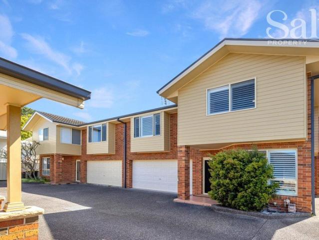 Townhouse for sale in Newcastle, Newcastle-Maitland