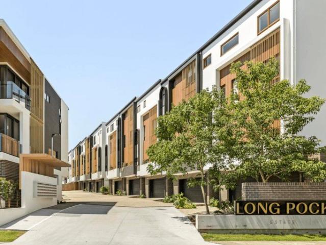 Townhouse for sale in Toombul, Queensland