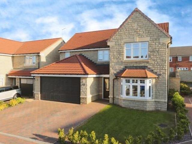 House for sale in Wickersley, South Yorkshire