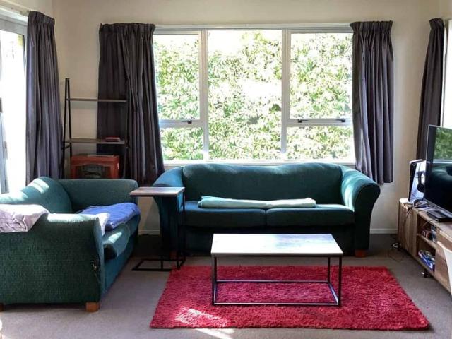 House for rent in Chaslands, Canterbury