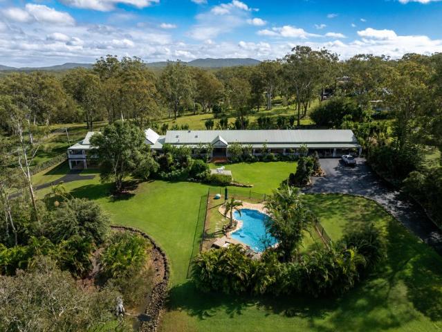 Cottage for sale in Toombul, Queensland