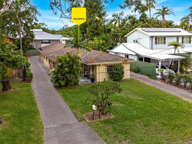 Flat for sale in Summerland Point, New South Wales