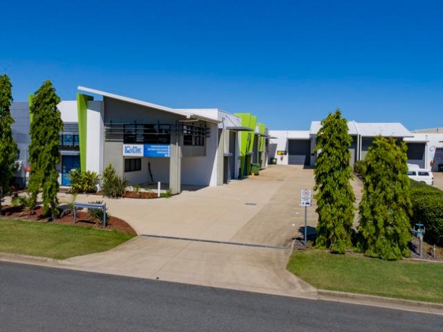 Warehouse for sale in Paget, Queensland