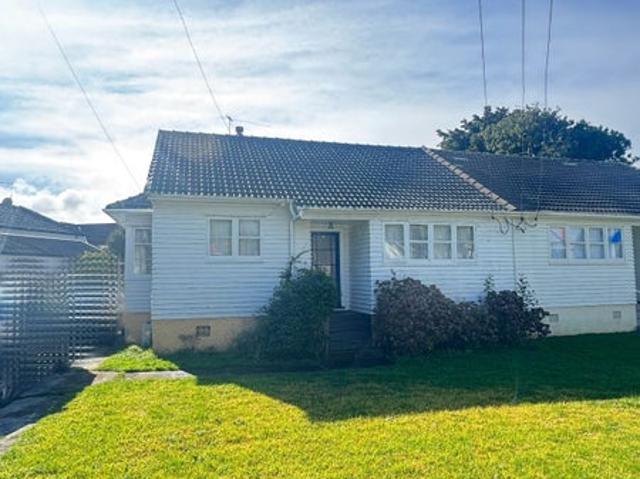 House for rent in Three Kings, Oroua County