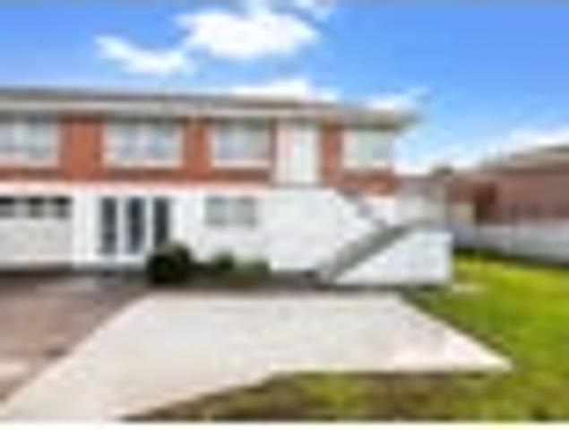 House for rent in Three Kings, Oroua County