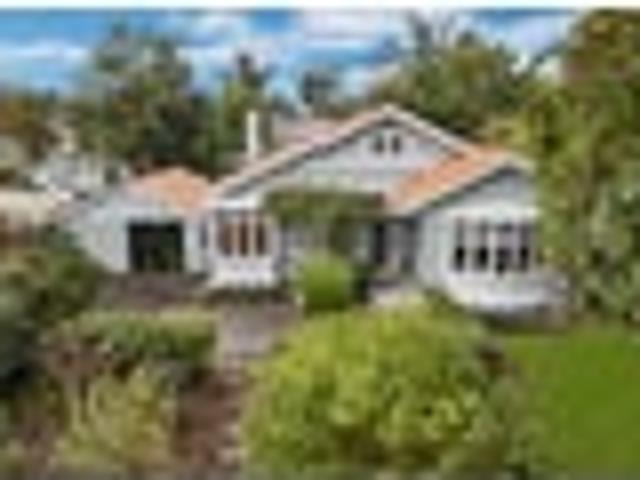 House for rent in Three Kings, Oroua County