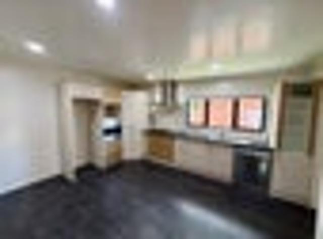 House for rent in Three Kings, Oroua County