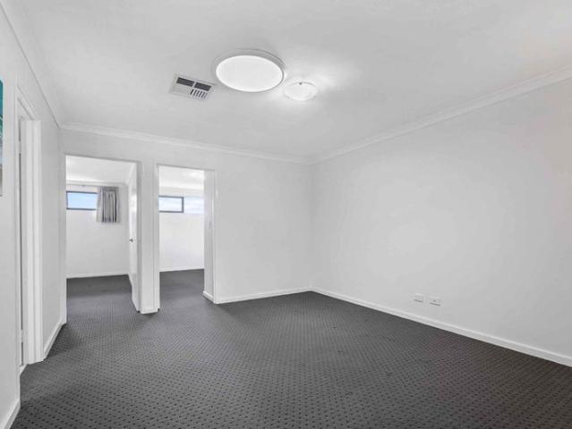 Townhouse for rent in Applecross, City of Melville