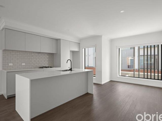 House for rent in Casey Green, Melbourne