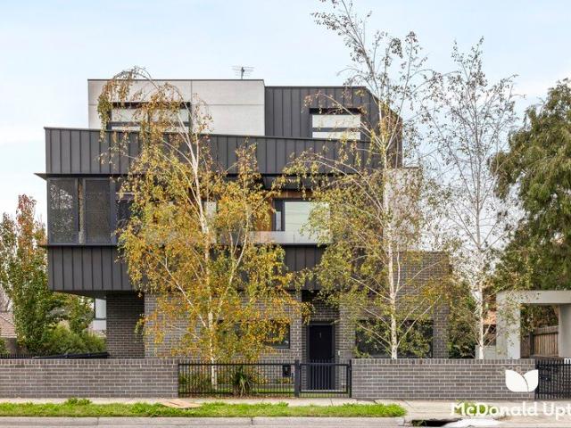Townhouse for sale in Camerons Creek, Victoria