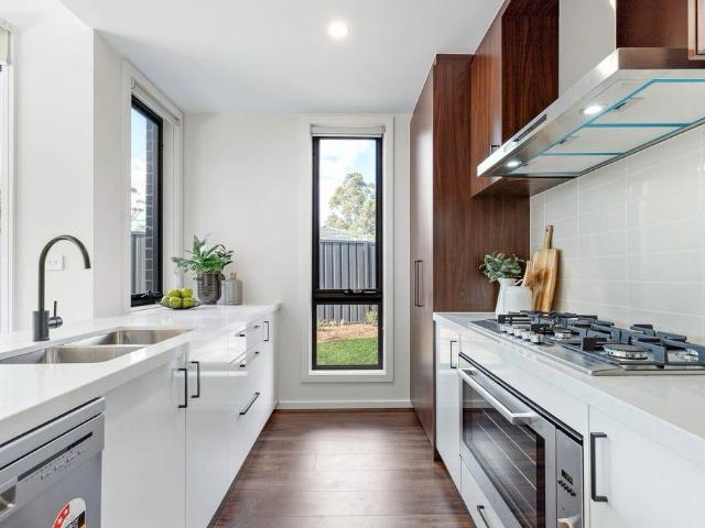 Townhouse for sale in Camerons Creek, Victoria