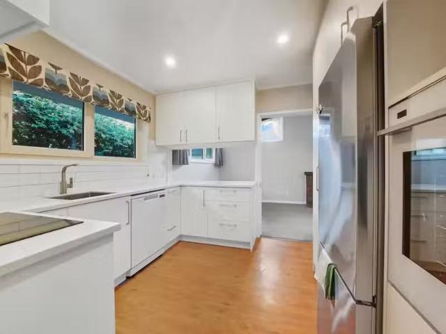 House for rent in Chaslands, Canterbury