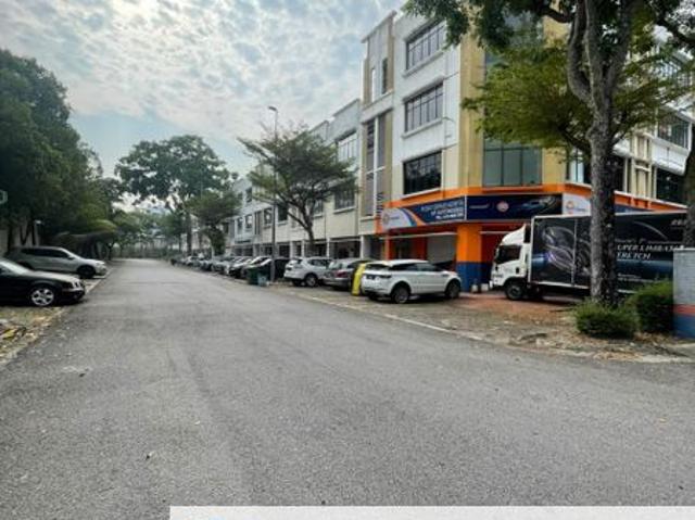 Shop for sale in Petaling, Alam Impian