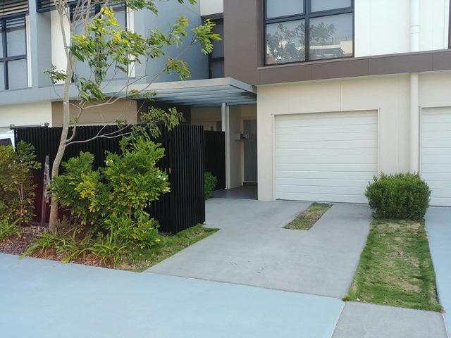 Townhouse for sale in Fernbrook, Queensland