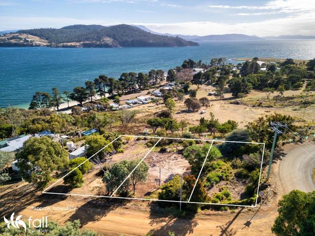 Property for sale in Dennes Point, Tasmania
