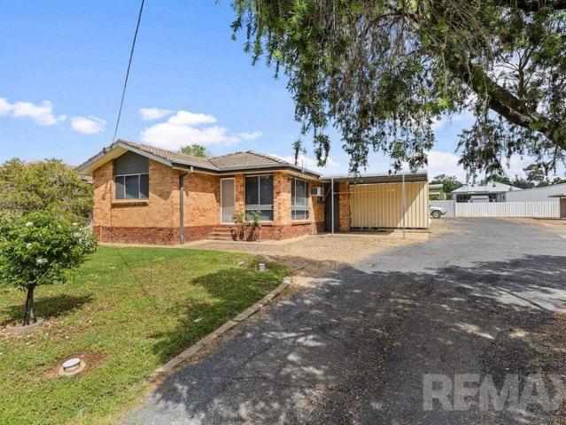 Flat for sale in Ashmont, Wagga Wagga City Council