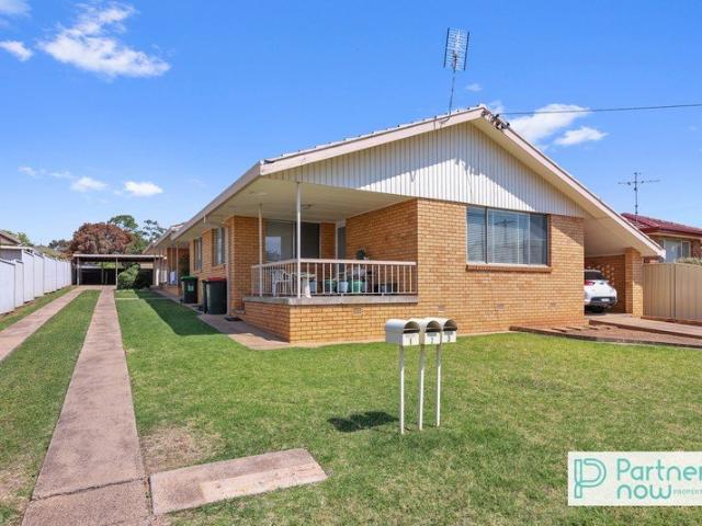 Flat for sale in South Tamworth, Tamworth