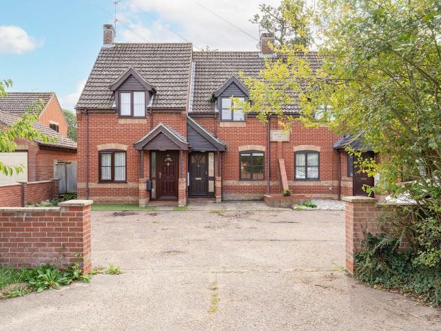 House for rent in Stokesby, Norfolk