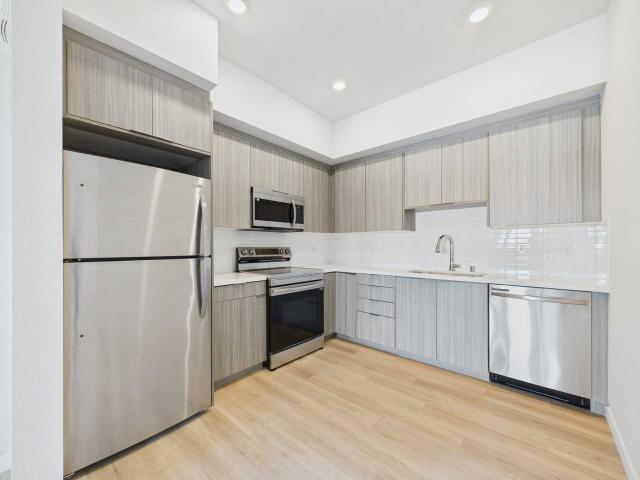 Apartment for rent in Canoga Park, California