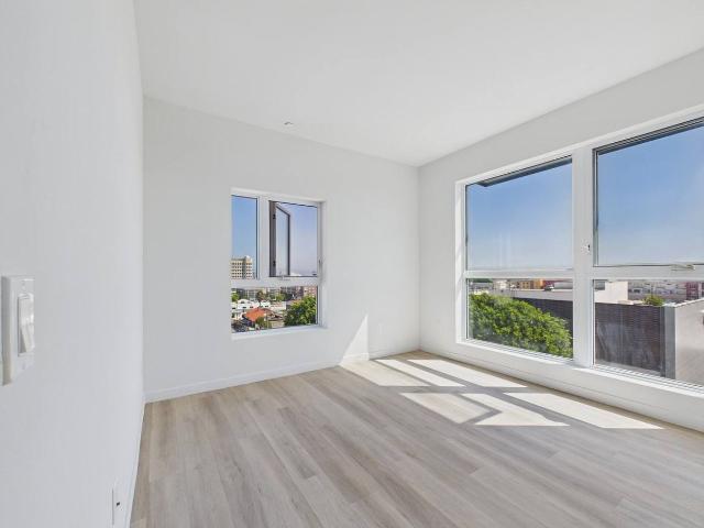 Apartment for rent in Canoga Park, California