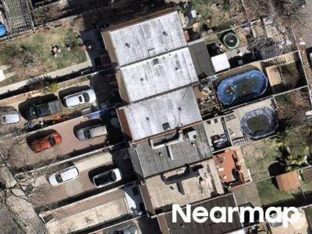 Property for sale in The Bronx, Arverne