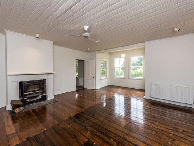House for rent in Manchester Square, New South Wales
