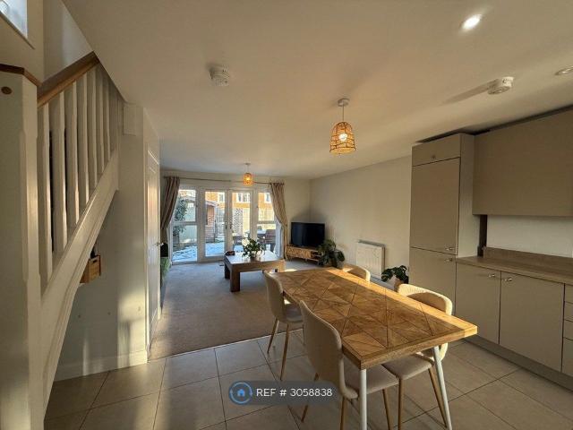 House for rent in Sutton Farm, Shrewsbury