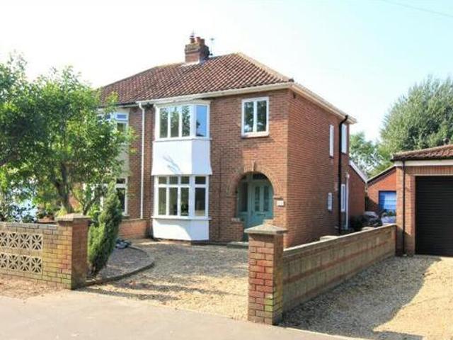 House for rent in East Bank, Norfolk