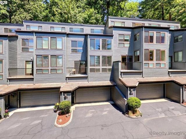 Condo for sale in Oregonia