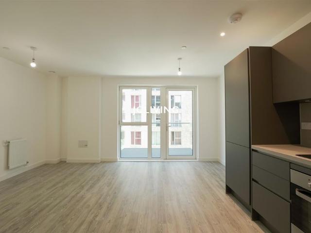 Apartment for rent in Upton Park, Greater London