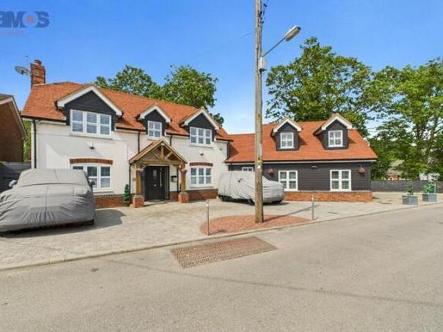 House for sale in Essex