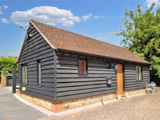 House for rent in Fole, Surrey