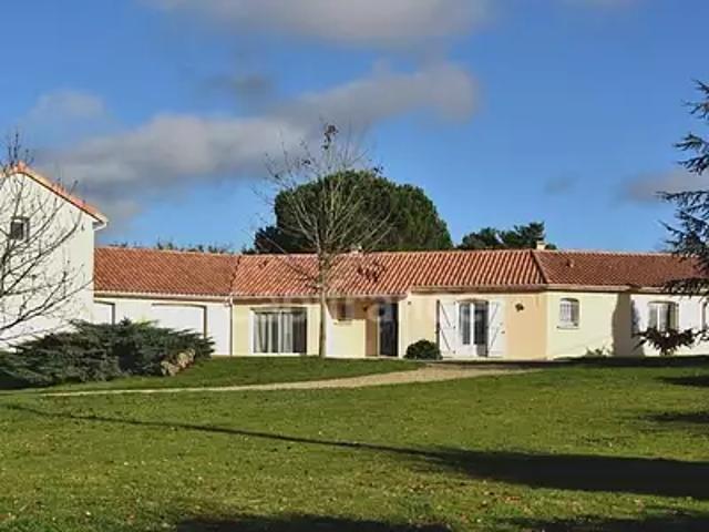 Maison vente à Châtellerault, Thuré