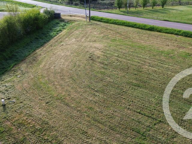 Terrain vente à Louhans-Châteaurenaud, Thurey
