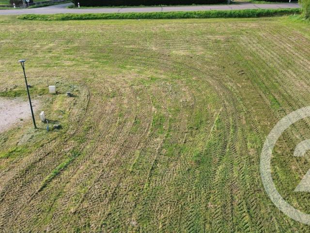 Terrain vente à Louhans-Châteaurenaud, Thurey