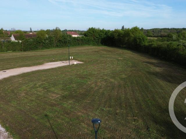 Terrain vente à Louhans-Châteaurenaud, Thurey