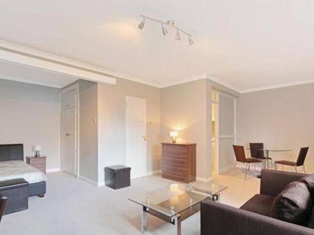 House for sale in City of London, Greater London