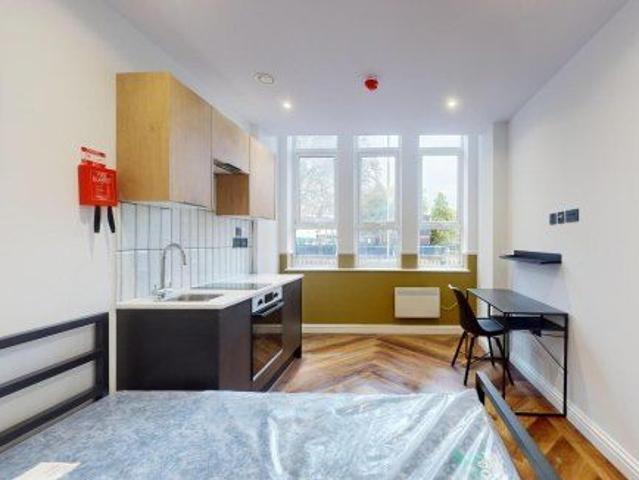 Room for rent in Georgia, Greater Manchester