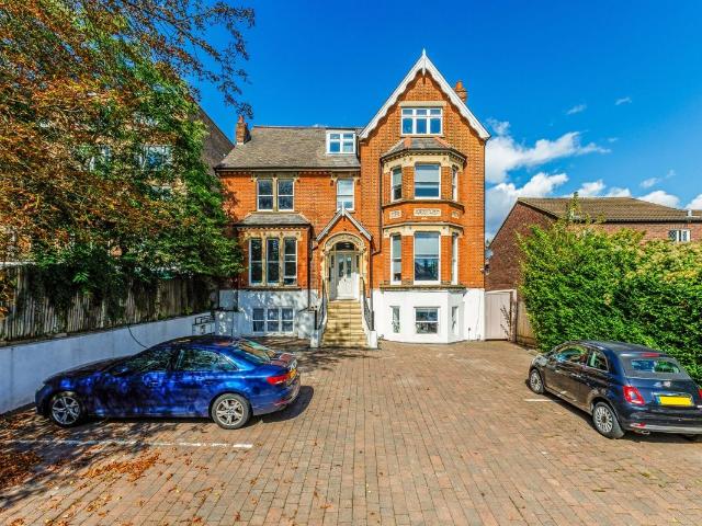 Apartment for rent in Tulse Hill, Greater London