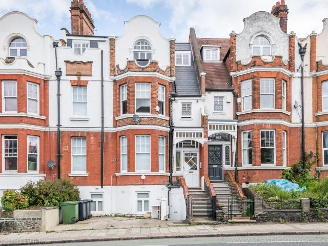 Studio for rent in Tulse Hill, Greater London