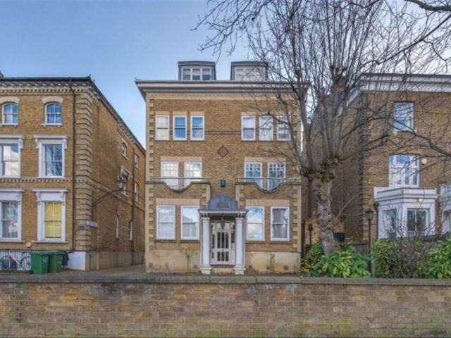 Apartment for rent in Tulse Hill, Greater London