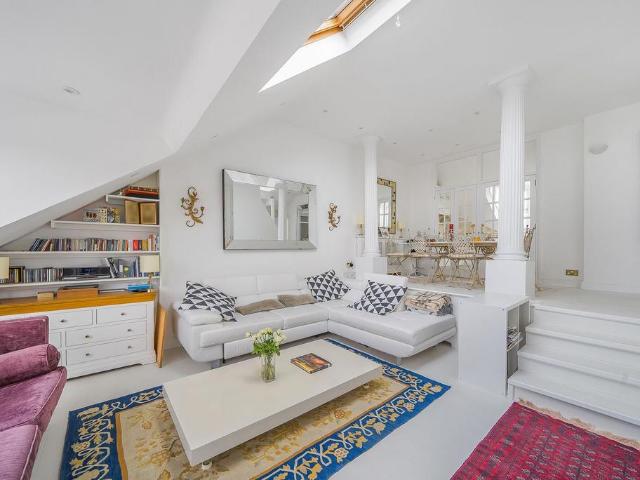 House for rent in Belsize Park, Greater London