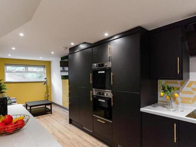 House for rent in Sleepers' Hill, Hampshire