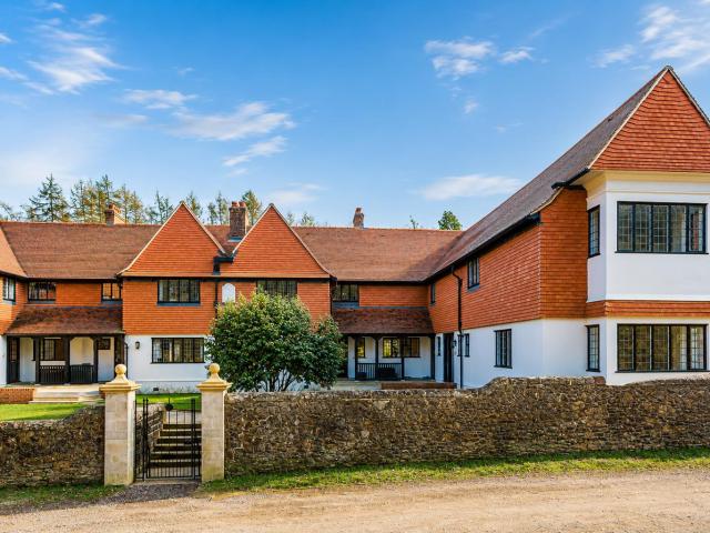 House for rent in Fole, Surrey