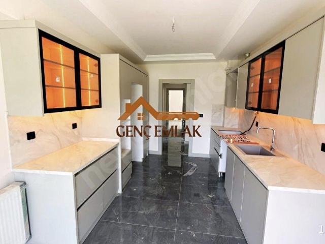 Tire, İzmir içerisinde satılık mülk