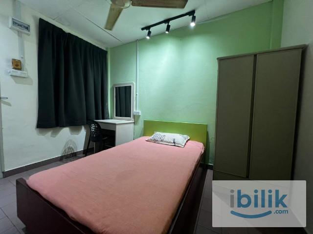 Room for rent in Country Heights Damansara, Kuala Lumpur
