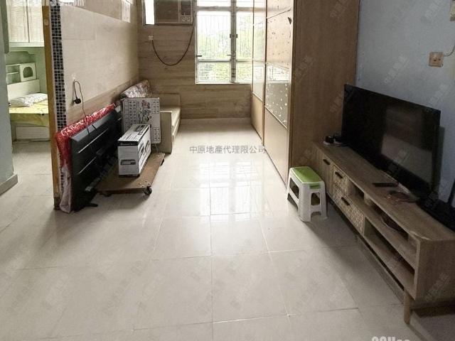 位於 天水圍 Tin Shui Wai, 香港 Hong Kong, 提供 出售 的 公寓