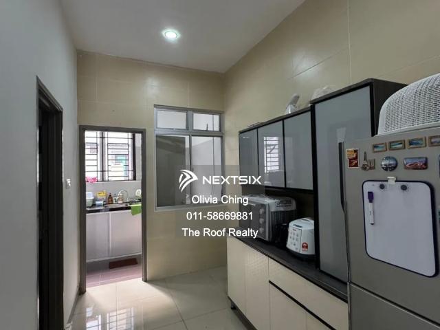 Residential House for sale in Malaka