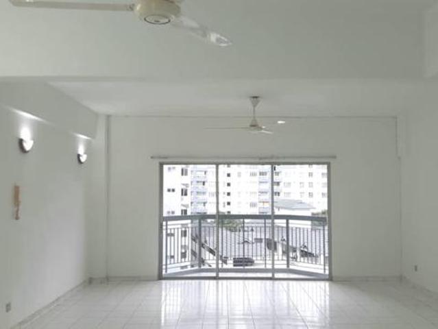 Condominium for sale in Petaling Jaya, Petaling