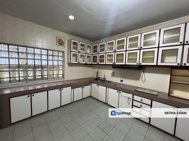House for sale in Country Heights Damansara, Kuala Lumpur